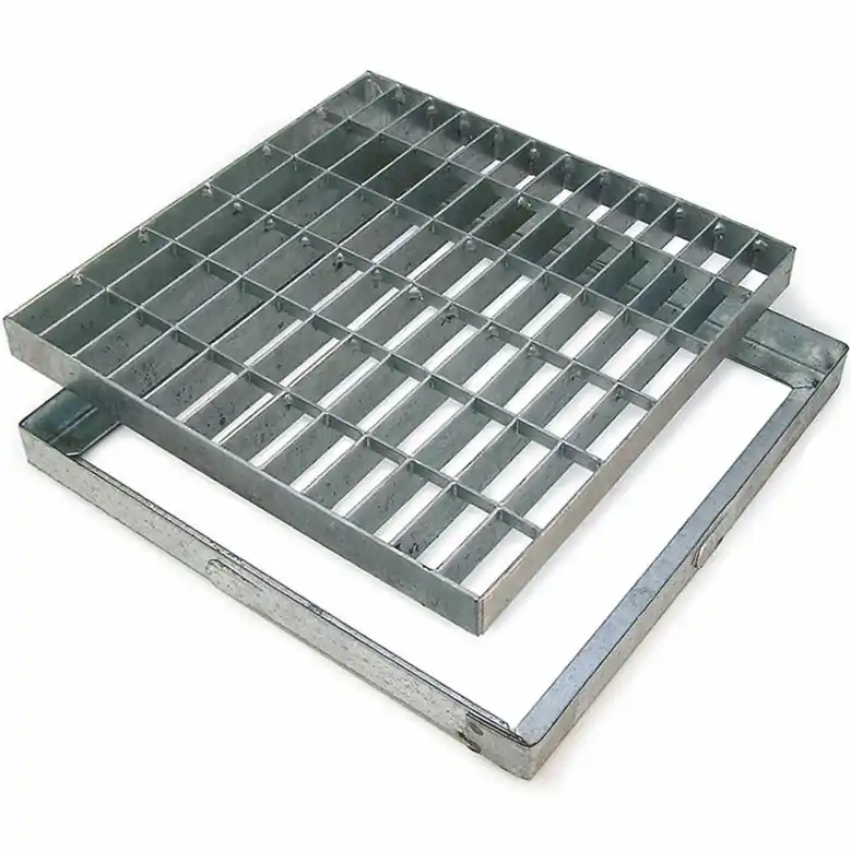 Beperkte Voorraad Griglia zincata quadrata pedonabile con telaio Pikappa 40x40 cm