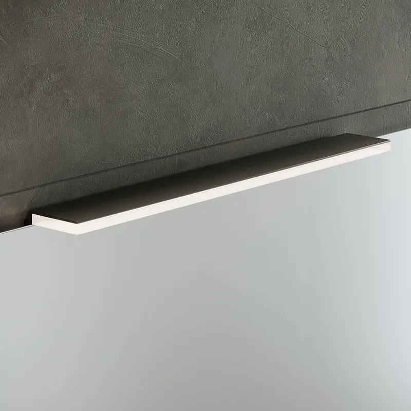 Luce a led universale nera/cromo Vittoria Savini Luce a led universale nera/cromo Vittoria Savini Echome Laatste Versie
