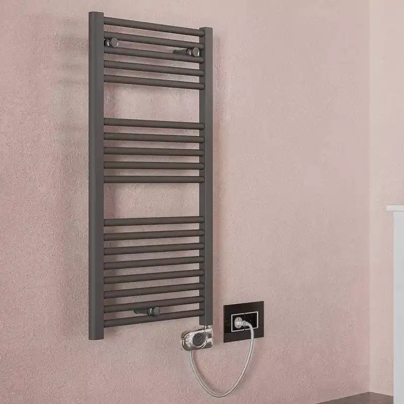 Bestseller Scaldasalviette antracite dritto elettrico termostato digitale Cortina EVO Lazzarini 1375x480 mm