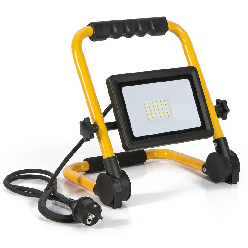 Proiettore LED con supporto S31 IP44 nero 30/50/100W 4000K Fanton Proiettore LED con supporto S31 IP44 nero 30/50/100W 4000K Fanton Echome Laatste Kans