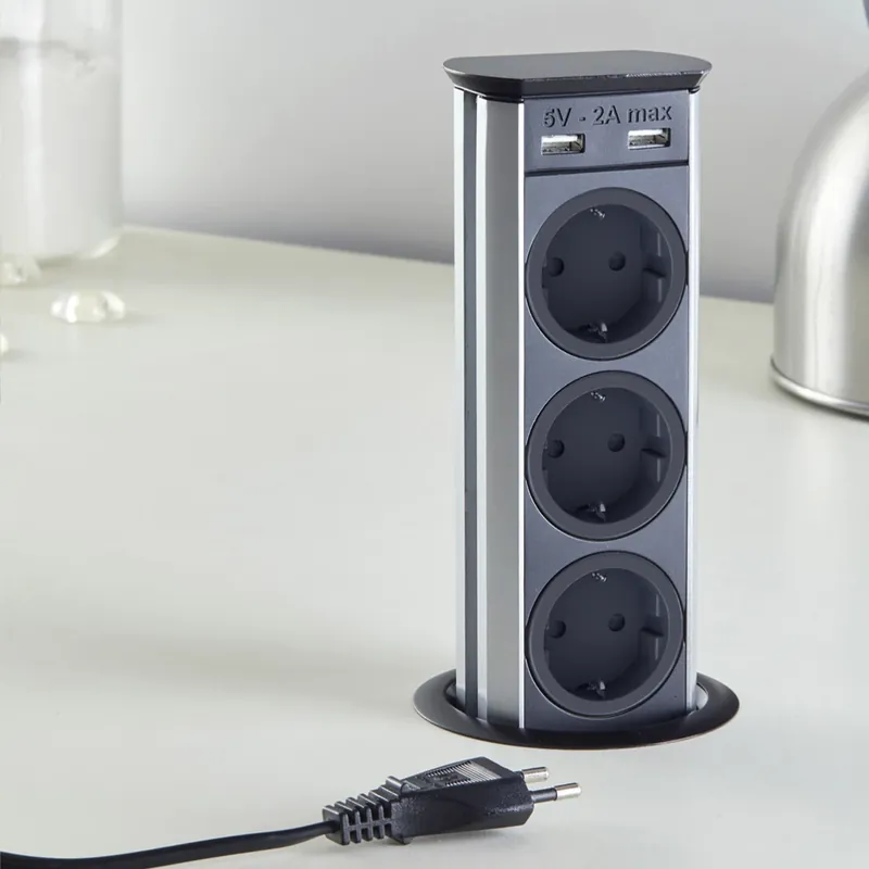 Nieuw Torretta estraibile con 3 prese schuko e 2 USB a scomparsa Brick nero opaco SFL Torretta estraibile con 3 prese schuko e 2 USB a scomparsa Brick nero opaco SFL Echome