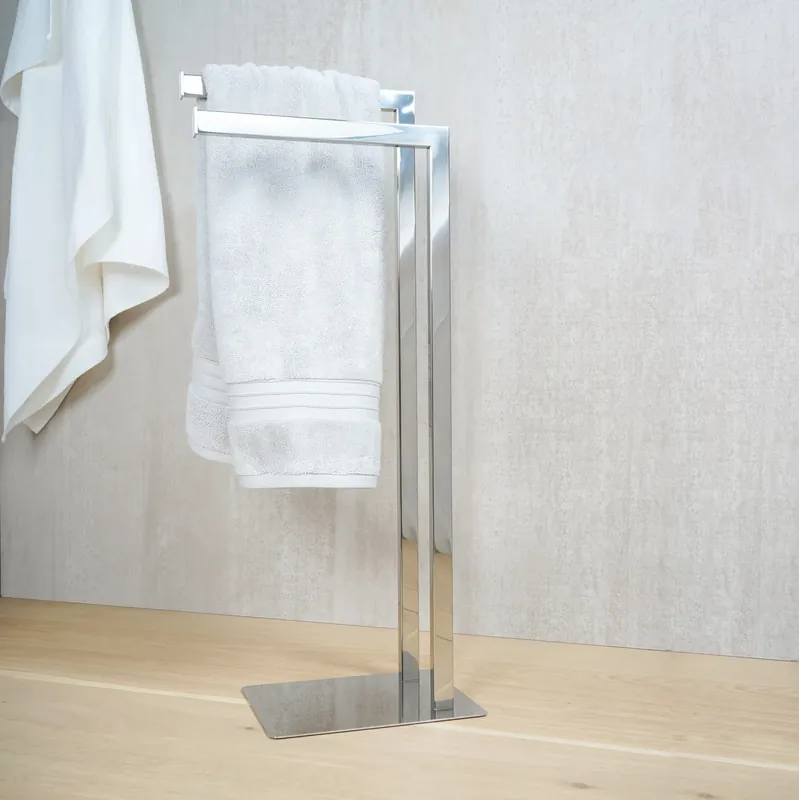Veilige Betaling Piantana porta asciugamani in acciaio inox cromato lucido Zeus Metaform Piantana porta asciugamani in acciaio inox cromato lucido Zeus Metaform Echome