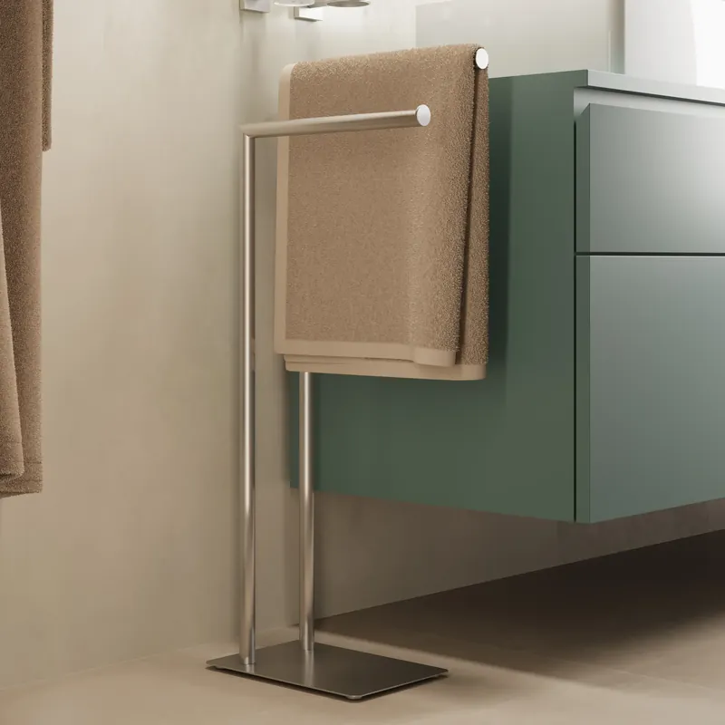 Bestseller Piantana porta asciugamani in acciaio inox satinato Poseidon Metaform Piantana porta asciugamani in acciaio inox satinato Poseidon Metaform Echome