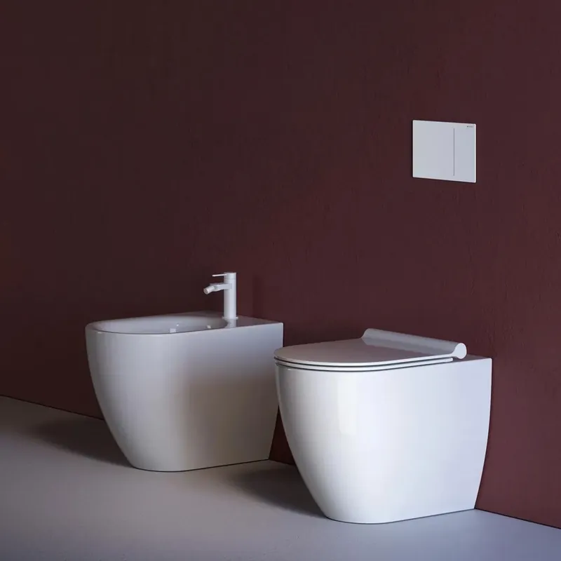 Wc pavimento 54x35cm filo parete traslato Sfera Catalano Exclusieve Aanbieding