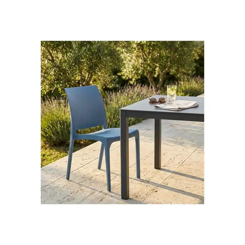 Weekendaanbieding Sedia impilabile in polipropilene colore Blu Volga