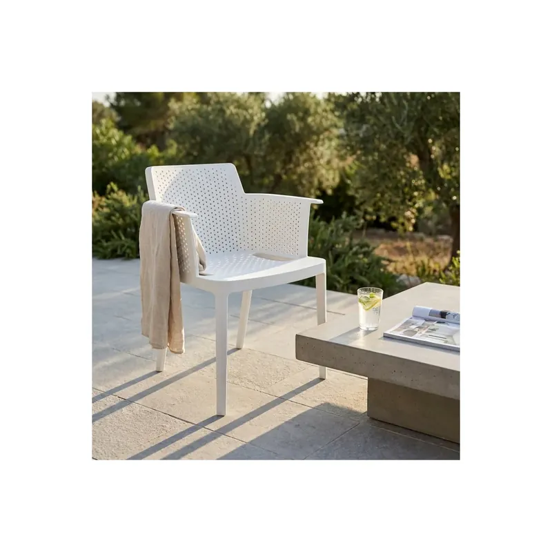 Poltrona da giardino impilabile in polipropilene bianca Cathy Lage Prijs