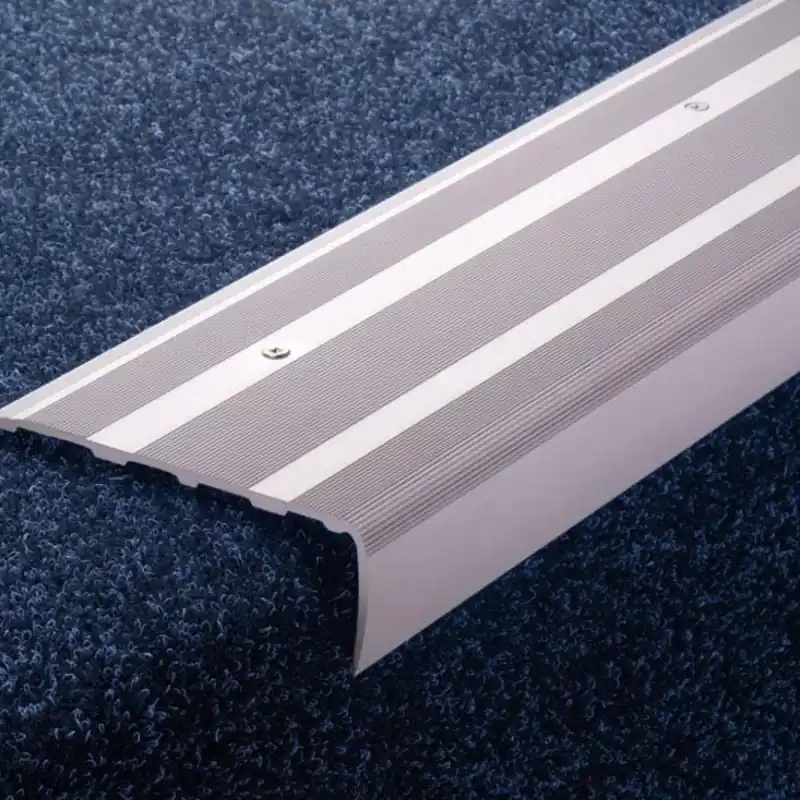 Voordeelprijs Profilo per scale con fori 340 cm PROTECT 130/F Profilpas