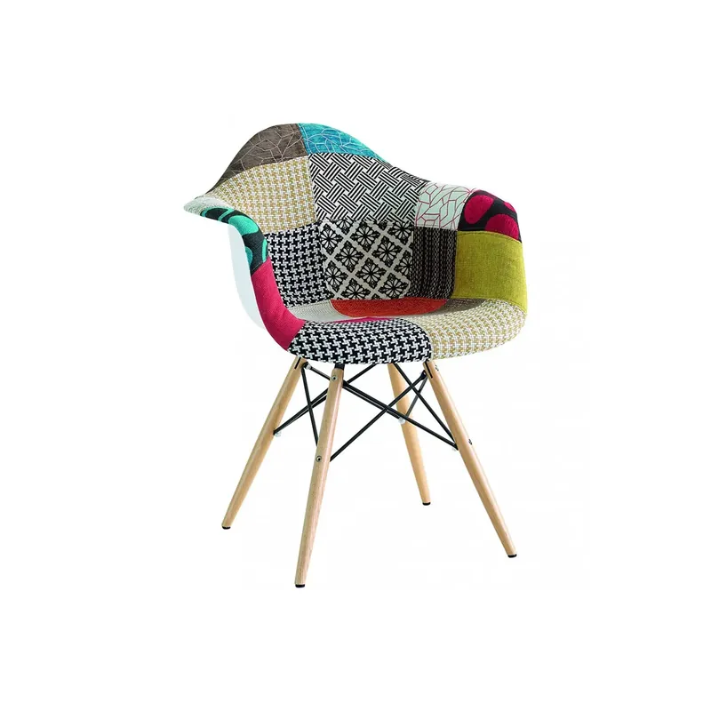 Sedia a poltroncina in tessuto con gambe in legno - Moritz Nieuw