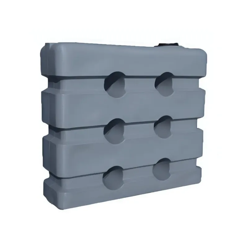Direct Beschikbaar Serbatoio 2000 litri verticale parallelepipedo esterno PE