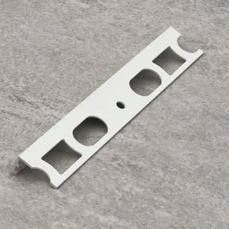 Profilo per angoli Bianco 100 Proangle Profilpas Mapei 270cm sp 10mm Rechtstreeks Van De Fabrikant