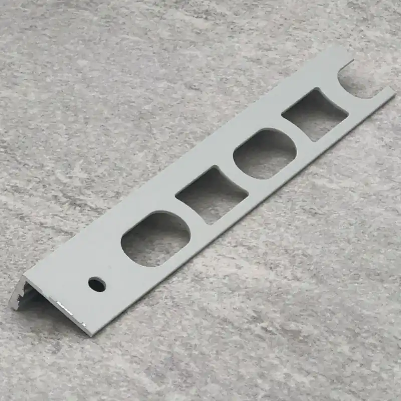 Profilo per angoli Grigio Argento 111 Proangle Profilpas Mapei 270cm sp 10mm Beperkt Aanbod