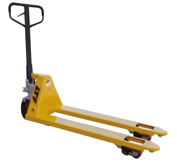 Veilige Betaling Transpallet LTF 05.95 - 059500010V portata 2500Kg r r r Salita, discesa e posizione neutra azionabili con una sola mano r Pompa idraulica a funzionamento regolare r Valvola contro il sovraccarico r Facilità di trasporto, anche di carichi pesanti r Battistrada in poliuretano 95 shore r Timone ergonomico r Forche con struttura monoscocca stabile e resistente r Capacità di carico massima di 2,5 tonnellate r Il transpallet LTF è un carrello progettato per il sollevamento ed il trasporto manuale di carichi disposti su pallets o in contenitori normalizzati, su pavimenti piani, levigati e di durezza e resistenza adeguate. r Consente sia il sollevamento che la discesa tramite l‘azionamento della leva con una sola mano. Quest‘ultima aziona la pompa idraulica per la discesa delle forche a velocità costante. r Il transpallet ha una capacità di carico massima di 2,5 tonnellate, mentre il sollevamento riesce a raggiungere un‘altezza massima di 200 mm con le forche posizionate ad un‘altezza minima di 85 mm. r Le forche sono realizzate con struttura monoscocca molto stabile, hanno dimensione di 1150 x 540mm e sono resistenti alla torsione. Il transpallet è dotato di un timone ergonomico rivestito con una scocca esterna in plastica, il quale lo rende molto comodo e facile da manovrare. r ART. 05.9500010V r r r r r r
", "sku" "09795990", "brand" { "@type" "Thing", "name" "LTF-OPTIMUM" }, "offers" { "@type" "Offer", "priceCurrency" "EUR", "price" "398.50", "itemCondition" "http //schema.org/NewCondition", "availability" "http //schema.org/InStock", "url" "https //www.toolshopitalia.it/shop/sollevamento-e-ancoraggi/transpallet-ltf-05-95-059500010v-portata-2500kg", "seller" { "@type" "Organization", "name" "ToolShop Italia - Ferramenta Online" } }
}