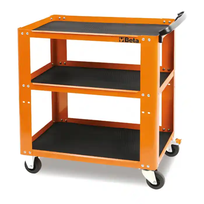 Carrelli porta utensili a 3 ripiani Beta C51 r r r Disponibile nei colori arancione o rosso r r r
Caratteristiche r r r 3 ripiani ricoperti in gomma millerighe antiscivolo r Maniglia ergonomica r Doppia possibilità di fissaggio del ripiano centrale r Quattro ruote Ø 100 mm 2 fisse e 2 girevoli (una con freno). r Capacità di carico statico 200 kg. (distribuita sui 3 ripiani) r Peso del carrello kg 21 r r r
DIMENSIONI r r r
", "sku" "09732452_", "brand" { "@type" "Thing", "name" "BETA UTENSILI" }, "offers" { "@type" "Offer", "priceCurrency" "EUR", "price" "232.00", "itemCondition" "http //schema.org/NewCondition", "availability" "http //schema.org/InStock", "url" "https //www.toolshopitalia.it/shop/carrello-porta-utensili-3-ripiani-beta-c51-colore-arancione", "seller" { "@type" "Organization", "name" "ToolShop Italia - Ferramenta Online" } }
} Bestel Nu