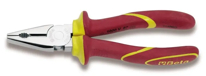 Veilige Betaling Pinza universale isolata 1000V BETA 1150MQ (L 180 MM) r r r L= 180 MM r L1= 39 MM r A= 27 MM r B= 7 MM r C= 11 MM r PESO 283 GR r r r r
", "sku" "09706798", "brand" { "@type" "Thing", "name" "BETA UTENSILI" }, "offers" { "@type" "Offer", "priceCurrency" "EUR", "price" "41.35", "itemCondition" "http //schema.org/NewCondition", "availability" "http //schema.org/OutOfStock", "url" "https //www.toolshopitalia.it/shop/pinze-tronchesi-strettoi/pinza-universale-isolata-1000v-beta-1150mq-mm180", "seller" { "@type" "Organization", "name" "ToolShop Italia - Ferramenta Online" } }
}