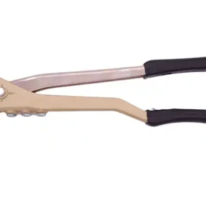 Tijdelijk Beschikbaar Rivettatrice manuale per rivetti FAR K14 r r r Rivettatrice adatta per la messa in posa di rivetti dal Ø 2,4 al Ø 4,8 mm in tutti i materiali. r Consigliata per la sua robustezza. r r r r
", "sku" "00071734", "brand" { "@type" "Thing", "name" "FAR" }, "offers" { "@type" "Offer", "priceCurrency" "EUR", "price" "71.20", "itemCondition" "http //schema.org/NewCondition", "availability" "http //schema.org/InStock", "url" "https //www.toolshopitalia.it/shop/rivettatrici-manuali/rivettatrice-manuale-per-rivetti-dal-o-2-4-al-o-4-8-mm-far-k14", "seller" { "@type" "Organization", "name" "ToolShop Italia - Ferramenta Online" } }
}