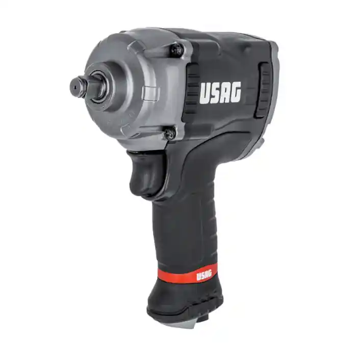 Avvitatore ad impulsi ad aria compressa Usag 929 PC1 1 /2" r r r Carter in lega di magnesio ultraleggero e resistente r Alloggiamento corpo motore in alluminio r Modello reversibile con meccanismo a doppio martello r 3 livelli di potenza impostabili per il serraggio, coppia sempre al massimo in svitatura r Inversione e regolazione con leva in alluminio r Pulsante di controllo dell’aria progressivo r Paracolpi laterali in gomma r Peso bilanciato per il massimo comfort r Impugnatura bimateriale soft-touch r Silenziatore e scarico dell’aria integrati nell’impugnatura r r r
CARATTERISTICHE r r r Attacco quadro (") 1 /2 r Capacità bullone M16 r Coppia massima (Nm) 1600 r Coppia di lavoro (Nm min-Max) 280÷440 r Impulsi al minuto 1300 r Velocità a vuoto (giri /min) 7000 r Consumo medio aria (l /min) 172 r Pressione aria raccomandata (bar) 6,2 r Pressione sonora dB(A) 93 ±3 r Potenza sonora dB(A) 104 ±3 dB(A) r Vibrazioni (m /s²) 6,2 r Attacco aria (") 1 /4 r Diametro interno tubo (mm) 10 r r
", "sku" "09749450", "brand" { "@type" "Thing", "name" "USAG" }, "aggregateRating" { "@type" "AggregateRating", "ratingValue" "5.00", "reviewCount" "1" }, "offers" { "@type" "Offer", "priceCurrency" "EUR", "price" "313.50", "itemCondition" "http //schema.org/NewCondition", "availability" "http //schema.org/InStock", "url" "https //www.toolshopitalia.it/shop/utensili-pneumatici/avvitatore-pneumatico-ad-aria-compressa-usag-929-pc1-1-2", "seller" { "@type" "Organization", "name" "ToolShop Italia - Ferramenta Online" } }
} Aanbieding