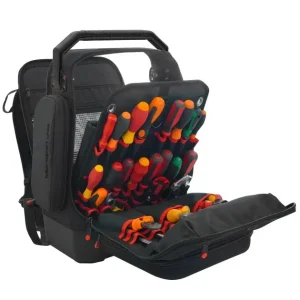 r r
Zaino porta utensili e porta PC GT LINE MONOLITH LT35 (fornito vuoto senza utensili) r r r Zaino progettato per trasportare utensili, documenti e un notebook da 17”. r Tasca frontale e tasche laterali per utensili e accessori. r Ampio volume interno con 43 scomparti per gli attrezzi. r Pannello interno removibile e reversibile. r Vassoio inferiore rigido ad alta profondità. r Schienale extra imbottito per un maggiore comfort. r Ampia maniglia superiore. r Doppio accesso allo scomparto principale (anteriore e posteriore). r r r
SPECIFICHE r r r Peso 3,8 Kg r Dimensioni L430 x P270 x H570 mm r r
", "sku" "09801394", "brand" { "@type" "Thing", "name" "GT LINE VALIGIE" }, "offers" { "@type" "Offer", "priceCurrency" "EUR", "price" "182.00", "itemCondition" "http //schema.org/NewCondition", "availability" "http //schema.org/InStock", "url" "https //www.toolshopitalia.it/shop/valigie-cassettiere-organizer/zaino-porta-utensili-e-porta-pc-17-gt-line-monolith-lt35-fornito-vuoto", "seller" { "@type" "Organization", "name" "ToolShop Italia - Ferramenta Online" } }
} Aanbieding