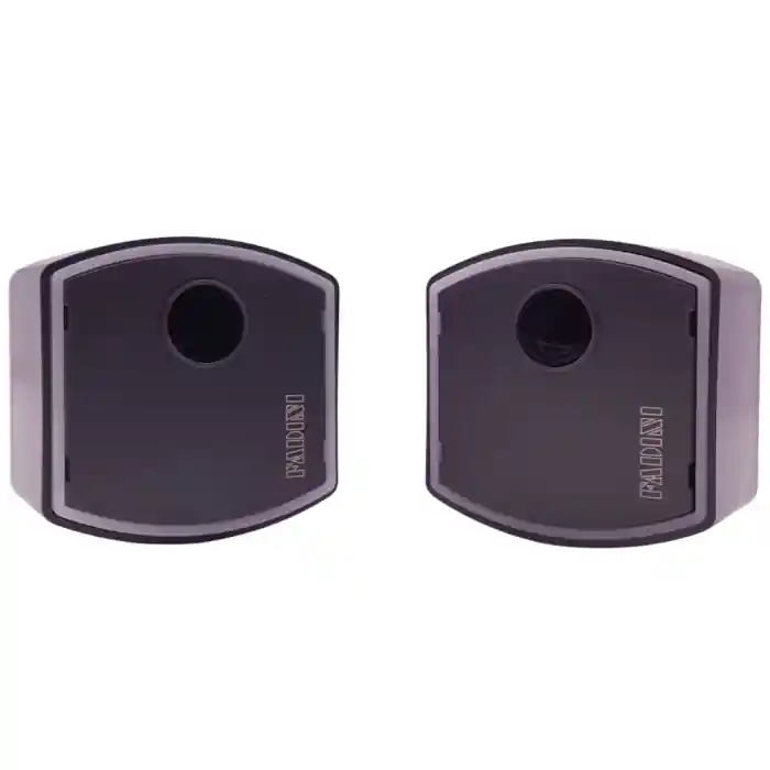 Betrouwbaar Coppia fotocellule 24V portata 20m Fadini ZERO.PH r r
VERSIONI DISPONIBILI r r r FADINI 140L fotocellule da parete r FADINI 141L fotocellule da incasso r r r
CARATTERISTICHE r r r Dispositivo di sicurezza a luce infrarossa modulata di tipo D, secondo la norma EN 12453 con un ricevitore ed un trasmettitore. r I componenti elettronici e l’ottica sono protetti all’interno di un guscio plastico ermetico. r Cornice luminosa led bianco r Scocca in ABS con elevata resistenza agli agenti atmosferici. r Uscita a relè per collegamento a programmatori di controllo serie ELPRO o impianti già esistenti. r Tensione di alimentazione 24ac /DC r r r
DATI TECNICI r r r FREQUENZA LUCE MODULATA (Hz) 625 /320 r TENSIONE DI ALIMENTAZIONE (Vac /dc) 12 /24 r ASSORBIMENTO TRASMETTITORE MAX (mA) 26 r ASSORBIMENTO RICEVITORE MAX (mA) 36 r TEMPERATURA DI ESERCIZIO (°C) -20 ÷ +70 r CONTATTO DI USCITA (Vdc, A /Vac, A) 30, 1 /125, 0,3 r PORTATA (m) 20 r TEMPO DI RILIEVO CONTATTO (ms) 6 r GRADO DI PROTEZIONE IP 55 r r
", "sku" "09774896", "brand" { "@type" "Thing", "name" "FADINI " }, "offers" { "@type" "Offer", "priceCurrency" "EUR", "price" "58.65", "itemCondition" "http //schema.org/NewCondition", "availability" "http //schema.org/InStock", "url" "https //www.toolshopitalia.it/shop/cancelli-automatici/coppia-fotocellule-portata-20m-24v-fadini-zero-ph-tipo-da-parete", "seller" { "@type" "Organization", "name" "ToolShop Italia - Ferramenta Online" } }
}
