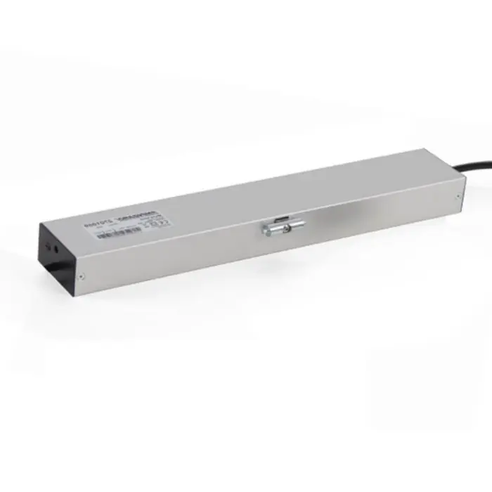 Attuatore elettrico motore lineare a catena Mingardi MICRO EVO 2 (24V DC) r r r r r Per finestre sporgere e wasistas r Motore a catena con doppia maglia in un involucro metallico. r La versione a 24V è RWA (testata per essere installata su dispositivi per evacuazione fumo e calore). r r r
FINITURE /COLORI DISPONIBILI r r r Grigio anodizzato r Nero r r r
CARATTERISTICHE r r r Protezione contro il sovraccarico e regolazione automatica del fine corsa in chiusura; r Dispone di 4 tipi di corse selezionabili elettronicamente; r Dotato di un sistema di sincronizzazione in grado di coordinare il movimento della catena di piu‘ attuatori (fino a 4) r Collegabile in parallelo. r Conforme alle Direttive Europee di riferimento; r Installabile su finestre a sporgere o vasistas; r r r
DATI TECNICI r r r Forza Spinta 300N - Trazione 400N; r Voltaggio 24V DC (versione RWA); r Potenza 24V DC 28W; r Corsa mm 600 r Grado di protezione (per uso interno) IP32; r Temperatura di funzionamento -10°C + 60°C; r Cavo 110-240V AC PVC Nero o Bianco H05VV-F 5x0,75mm2 - L.1500 / 24V DC SILICONE Nero SiHF 4x1mm2 - L.1500 r Dimensioni L. 450 x H. 42 x W. 75; r Sincronizzazione Si max 4 attuatori; r Chiusura soft stop Sì r r
", "sku" "09776340", "brand" { "@type" "Thing", "name" "MINGARDI-ASA" }, "offers" { "@type" "Offer", "priceCurrency" "EUR", "price" "208.00", "itemCondition" "http //schema.org/NewCondition", "availability" "http //schema.org/InStock", "url" "https //www.toolshopitalia.it/shop/automazioni-finestre/attuatore-elettrico-motore-lineare-a-catena-mingardi-micro-evo-2-24v-dc-argento", "seller" { "@type" "Organization", "name" "ToolShop Italia - Ferramenta Online" } }
} Speciale Aanbieding