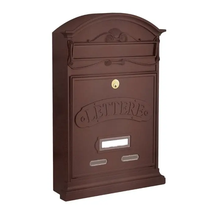 Exclusieve Aanbieding Cassetta ALUBOX "LETTERE" in alluminio pressofuso verniciato r r
Disponibile nelle finiture r r r verniciato ghisa o ruggine r r r
Caratteristiche r r r Serratura in Ottone r Comoda apertura a vasistas r resistente all’acqua r garantita anticorrosione r Formato Rivista r Dimensioni 27 × 8.5 × 42 cm r Materiale Alluminio r Prelievo della posta Frontale r Ubicazione Esterno r r
", "sku" "09691162", "brand" { "@type" "Thing", "name" "ALUBOX" }, "aggregateRating" { "@type" "AggregateRating", "ratingValue" "5.00", "reviewCount" "4" }, "offers" { "@type" "Offer", "priceCurrency" "EUR", "price" "73.05", "itemCondition" "http //schema.org/NewCondition", "availability" "http //schema.org/InStock", "url" "https //www.toolshopitalia.it/shop/cassette-postali/cassetta-postale-in-alluminio-alubox-serie-lettere-colore-ruggine", "seller" { "@type" "Organization", "name" "ToolShop Italia - Ferramenta Online" } }
}