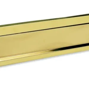 Bestel Nu Placca buca lettere di grandi dimensioni 330x85 mm Silmec 10-661.61 in ottone lucido r r r Placca S /600 di grandi dimensioni realizzata in ottone, grazie al design semplice e moderno risponde alle esigenze di eleganza e serietà. r L’apertura imbucalettere è protetta da portina oscillante verso l’esterno. r E’ ideale per essere installata nel proprio ingresso, permettendo la raccolta della corrispondenza e il ritiro nel lato posteriore. r Corredata da viti per un fissaggio sicuro. r dimensioni 330 x 85 mm r apertura imbuca lettere di dimensioni 270 x 45 mm r protetta da portina oscillante verso l’esterno r Completa di viti per il fissaggio r r r r
", "sku" "09599130", "brand" { "@type" "Thing", "name" "SILMEC" }, "offers" { "@type" "Offer", "priceCurrency" "EUR", "price" "70.35", "itemCondition" "http //schema.org/NewCondition", "availability" "http //schema.org/InStock", "url" "https //www.toolshopitalia.it/shop/cassette-postali/placca-buca-lettere-330x85-mm-grande-in-ottone-lucido-silmec-10-661-61", "seller" { "@type" "Organization", "name" "ToolShop Italia - Ferramenta Online" } }
}
