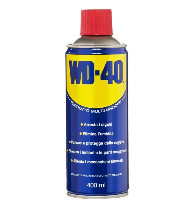 WD-40 lubrificante sbloccante universale spray ml400 r r
Caratteristiche principali r r r WD-40 con i suoi "2.000 utilizzi" è il lubrificante multifunzione indispensabile nel settore automobilistico, nell’industria meccanica, nell’agricoltura, nell’edilizia e perfino nella nautica. r WD-40 grazie alla sua formula esclusiva è capace di raggiungere tutte le superfici metalliche facendo penetrare i suoi elementi attivi attraverso la ruggine e la corrosione, anche in presenza di umidità, formando una barriera protettiva resistente all’umidità. r WD-40 non è conduttore di elettricità e non contiene silicone. r r r
Vantaggi del Prodotto r r r Elimina l’umidità dai cortocircuiti e previene la ruggine r Penetra rapidamente per capillarità nelle minime porosità del metallo, attraversando così ruggine e strato corrosivo. r Lubrifica i meccanismi in modo pulito senza attirare polvere e sporcizia. r Rimuove macchie di catrame, grasso e colla. r Protegge le superfici di metallo non porose da ruggine e corrosione. r Facile da usare r r r
Raccomandato Per r r r Attrezzature da giardinaggio r Terminali di batteria r Candele r Telai per biciclette r Serrature e cerniere r Circuiti di accensione r Motori r Cerchi in lega r Marmitte r r
", "sku" "09641952", "brand" { "@type" "Thing", "name" "WD-40" }, "aggregateRating" { "@type" "AggregateRating", "ratingValue" "5.00", "reviewCount" "1" }, "offers" { "@type" "Offer", "priceCurrency" "EUR", "price" "9.15", "itemCondition" "http //schema.org/NewCondition", "availability" "http //schema.org/InStock", "url" "https //www.toolshopitalia.it/shop/lubrificanti-e-detergenti/wd40-lubrificante-sbloccante-universale-spray-ml400", "seller" { "@type" "Organization", "name" "ToolShop Italia - Ferramenta Online" } }
} Meest Verkocht