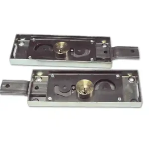 Aanbieding Coppia serrature laterali destra e sinistra per serrande avvolgibili PREFER A711.0010.0200 r r r Serrature per serrande avvolgibili r Cilindro in ottone tondo INTERCAMBIABILE ø 25 mm r 1 serratura laterale destra + 1 serratura laterale sinistra r scatola zincata mm 156x55,4 r 3 chiavi in dotazione r Sporgenza cilindro 5,5 mm r Applicazione ai lati di serrande avvolgibili. r Funzionamento a ingranaggi , movimentazione con chiave sia dall’esterno che dall’interno. r r
", "sku" "00135580", "brand" { "@type" "Thing", "name" "PREFER" }, "offers" { "@type" "Offer", "priceCurrency" "EUR", "price" "51.97", "itemCondition" "http //schema.org/NewCondition", "availability" "http //schema.org/InStock", "url" "https //www.toolshopitalia.it/shop/serrature-e-accessori/coppia-serrature-laterali-destra-e-sinistra-per-serrande-avvolgibile-prefer-a711-0010-0200", "seller" { "@type" "Organization", "name" "ToolShop Italia - Ferramenta Online" } }
}