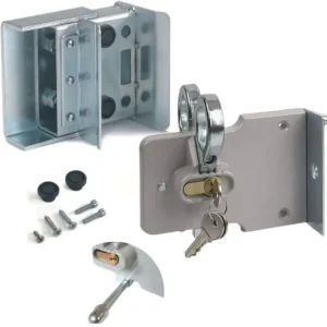 Op = Op Kit serratura esterna con battente regolabile per cancello scorrevole ADEM 271 r r r Reversibile dx-sx r Serratura zincata a gancio esterna con incontro per cancelli e cancelletti scorrevoli r Cilindro europeo r Battente regolabile r Completa di 3 chiavi r Fornita con viteria per il montaggio nella scatola e manopola r Dimensioni e quote generali come da immagine e scheda tecnica allegata r r
", "sku" "09783997", "brand" { "@type" "Thing", "name" "ADEM " }, "offers" { "@type" "Offer", "priceCurrency" "EUR", "price" "77.80", "itemCondition" "http //schema.org/NewCondition", "availability" "http //schema.org/InStock", "url" "https //www.toolshopitalia.it/shop/serrature-e-accessori/kit-serratura-a-gancio-con-battente-regolabile-per-cancello-scorrevole-adem-271", "seller" { "@type" "Organization", "name" "ToolShop Italia - Ferramenta Online" } }
}