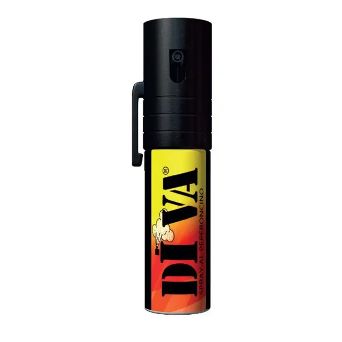 Spray al peperoncino DIVA BASE CLASSIC 15ml (5 spruzzi da un secondo) r r r Bomboletta da 15 ml. per la difesa personale r Libera vendita maggiori di 18 anni. r Getto spray nebulizzato 2m r Grado di piccantezza SCOVILLE 800.000 r r r
La legalità prima di tutto r r r Conforme al decreto legge 12 Maggio 2011 N°103 r Gazzetta ufficiale n° 157 del 08.07.2011 r Tessera di garanzia r Ministero dell‘interno decreto 12 maggio 2011, n. 103 r r r
Regolamento concernente la definizione delle caratteristiche tecniche degli strumenti di autodifesa che nebulizzano un principio attivo naturale a base di Oleoresin Capsicum e che non abbiano attitudine a recare offesa alla persona, in attuazione dell’articolo 3, comma 32, della legge n. 94 /2009. (11G0142) Gazzetta Ufficiale n. 157 del 08.07.2011 r
", "sku" "09723306", "brand" { "@type" "Thing", "name" "DEFENCE SYSTEM" }, "aggregateRating" { "@type" "AggregateRating", "ratingValue" "5.00", "reviewCount" "6" }, "offers" { "@type" "Offer", "priceCurrency" "EUR", "price" "9.85", "itemCondition" "http //schema.org/NewCondition", "availability" "http //schema.org/InStock", "url" "https //www.toolshopitalia.it/shop/spray-peperoncino/spray-peperoncino-diva-base-classic-15ml", "seller" { "@type" "Organization", "name" "ToolShop Italia - Ferramenta Online" } }
} Tijdelijk Beschikbaar