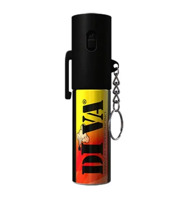 Favoriet Spray antiaggressione potente al peperoncino DIVA TOP 15ml (2.000.000 SCOVILLE) 5 spruzzi da un secondo r r
Lo spray antiaggressione al peperoncino DIVA TOP è la soluzione più potente della linea DIVA proposta per la autodifesa personale. r r r Bomboletta dotata di ciondolo portachiave in metallo. r Tascabile solo 9 cm r Percentuale di oleoresin capsicum pari al 10% r Percentuale di capsaicina pari al 2.5% r Getto spray nebulizzato fino a 2 metri r Munito di sistema di sicurezza contro l‘attivazione accidentale r Non contiene aggressivi chimici r Non contiene sostanze infiammabili, nè corrosive, nè tossiche, nè cancerogene r Grado di piccantezza SCOVILLE 2.000.000 r Completa di catenella e anello portachiavi. r Disponibile in 3 colorazioni CLASSIC, PINK, CAMOUFLAGE r r r
Questa sostanza crea una momentanea irritazione di pelle e mucose. Provoca tosse, lacrimazione, intensa produzione di muco nasale e bruciore. Dopo mezz‘ora, gli effetti passano senza lasciare alcun danno permanente. r r
• Libera vendita maggiori di 18 anni. r r
All’ O.C. conforme al Decreto Legge 12 /05 /2011 n. 103 Gazzetta Ufficiale n. 157 del 08 /07 /2011 r r
Lo Spray Antiaggressione al peperoncino è l‘unico prodotto che ti permette di difenderti in modo legale dalle aggressioni senza provocare danni permanenti su animali o persone, per questo è considerato una delle migliori tecniche per autodifesa, in particola modo per le donne. r r
La soluzione di peperoncino contenuto all‘interno della bomboletta e il potente getto hanno effetto immediato contro l‘aggressore ad una distanza di 2 /3 metri, rendendolo inoffensivo per più di 30 minuti, cosi da consentirti di metterti al sicuro. L’utilizzo dello spray è consentito soltanto per autodifesa personale! r
", "sku" "09795969", "brand" { "@type" "Thing", "name" "DEFENCE SYSTEM" }, "aggregateRating" { "@type" "AggregateRating", "ratingValue" "5.00", "reviewCount" "1" }, "offers" { "@type" "Offer", "priceCurrency" "EUR", "price" "16.40", "itemCondition" "http //schema.org/NewCondition", "availability" "http //schema.org/InStock", "url" "https //www.toolshopitalia.it/shop/spray-peperoncino/spray-antiaggressione-potente-al-peperoncino-diva-top-15ml-classic", "seller" { "@type" "Organization", "name" "ToolShop Italia - Ferramenta Online" } }
}