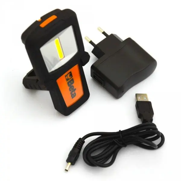 Flitsaanbieding Mini torcia a led ricaricabile ad altissima luminosità BETA 1838COB r r r Nuovo modello, ora con luce spot. r Più luce, più autonomia. r r r
Caratteristiche r r r Corpo compatto in gomma antiscivolo r Gancio orientabile r Base magnetica orientabile a 180 gradi r Con caricatore 100-240Vac / 50-60Hz r Completa di cavo usb e alimentatore r Frontale 100 /200 lumen; SPOT 75 lumen r Autonomia Frontale 6h / 3h; Spot 4h r Tempo di ricarica 3 ore r IP65 r r
", "sku" "09682153", "brand" { "@type" "Thing", "name" "BETA UTENSILI" }, "aggregateRating" { "@type" "AggregateRating", "ratingValue" "5.00", "reviewCount" "1" }, "offers" { "@type" "Offer", "priceCurrency" "EUR", "price" "70.30", "itemCondition" "http //schema.org/NewCondition", "availability" "http //schema.org/InStock", "url" "https //www.toolshopitalia.it/shop/torce-e-fari-led/mini-torcia-led-ricaricabile-ad-altissima-luminosita-beta-1838cob", "seller" { "@type" "Organization", "name" "ToolShop Italia - Ferramenta Online" } }
}