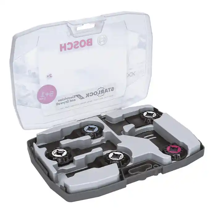 Direct Beschikbaar Set 6 lame e accessori Starlock elettricisti e cartongesso per utensili Multifunzione Bosch 2608664622 r r r Set di 5+1 utensili Starlock Bosch per tagli in legno e metalli. r Si utilizzano con i multiutensili Bosch GOP e compatibili (Fein, Hitachi, Makita, Metabo, Milwaukee, Ryobi, Skil...) r r r
Contenuto r r r Pz. 1 Lama Dual -Tec per tagli dritti e dal pieno Carbide AIZ 53 BPD Multi Material Starlock 2608664202 r Pz. 1 Lama per tagli dal pieno BIM AIZ 32 APB Wood and Metal Starlock per Utensili Multifunzione 2608661644 r PZ. 2 Lama per tagli dal pieno BIM AII 65 APB Wood and Metal per Utensili Multifunzione 2608661781 r PZ. 1 Lama per tagli dal pieno BIM AIZ 32 AB Metal Starlock 2608661688 r Pz. 1 Lama per tagli dal pieno BIM AIZ 20 AB Wood and Metal Starlock per Utensili Multifunzione 2608661640 r r r
Compatibile con i seguenti utensili Starlock, StarlockPlus, StarlockMax r r r Bosch GOP 12V-28, GOP 18V-28, GOP 30-28, GOP 40-30, GOP 55-36, GOP 10,8 V-LI, PMF 220 CE, PMF 250 CES, PMF 350 CES r Fein AFMT 12 SL, AFMT 12 QSL, AFMM 18 QSL, FMT 250 SL, FMM 350 QSL, FMT 250 QSL, MultiMaster, Multitalent, AFSC 18 QSL, AFSC 18CSL, FSC 500 QSL r Altri Makita, Hitachi, Metabo, Milwaukee, AEG, Einhell, Ryobi, Skil, Bosch GOP / PMF con OIS, Valex, ecc. r r
", "sku" "09780415", "brand" { "@type" "Thing", "name" "BOSCH PROFESSIONAL" }, "offers" { "@type" "Offer", "priceCurrency" "EUR", "price" "73.90", "itemCondition" "http //schema.org/NewCondition", "availability" "http //schema.org/InStock", "url" "https //www.toolshopitalia.it/shop/utensili-multifunzione/set-6-lame-starlock-per-utensili-multifunzione-bosch-2608664622", "seller" { "@type" "Organization", "name" "ToolShop Italia - Ferramenta Online" } }
}