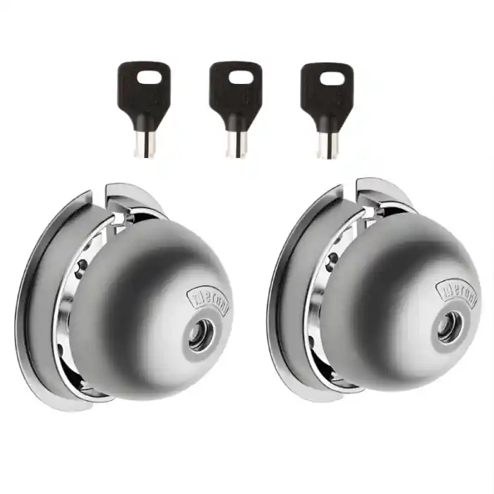 Gecertificeerd Meroni UFO 8080332315D lucchetto per furgoni - kit (2PZ) con chiavi KA (uguali) r r r DEFENDER MERONI UFO CLASSIC r ART. 8080332315D r kit 2 pezzi con 3 chiavi KA (uguali) r r r
dettagli r r r uFo, il nuovo defender Meroni per l’automotive estremamente sicuro, grazie al suo cilindro certificato antitrapano e antipicking facile e veloce da montare; r studiato nei dettagli per l’uso sui portelloni di furgoni e van; elegante, poco sporgente e molto pratico nell’uso quotidiano. r r
", "sku" "09669086", "brand" { "@type" "Thing", "name" "MERONI" }, "offers" { "@type" "Offer", "priceCurrency" "EUR", "price" "170.00", "itemCondition" "http //schema.org/NewCondition", "availability" "http //schema.org/InStock", "url" "https //www.toolshopitalia.it/shop/serrature-e-accessori/lucchetto-per-furgoni-meroni-ufo-8080332315d-2-pz-chiavi-ka", "seller" { "@type" "Organization", "name" "ToolShop Italia - Ferramenta Online" } }
}