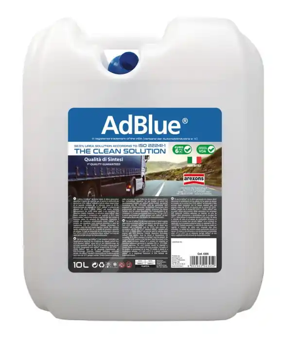 Koopje ADBLUE additivo per motori diesel in tanica da 10 litri con beccuccio r r
ADBLUE è un prodotto di pura sintesi, unico esclusivamente da impianto dedicato che garantisce l‘assoluta compatibilità con il sistema SCR, sistema che abbatte le emissioni di NOx dei motori diesel di nuova generazione. r
E‘ preconizzato dai maggiori costruttori di motori diesel, di veicoli industriali, di trattori agricoli e mezzi di movimento terra, dai costruttori automobilistici nonchè presente sulle stazioni di rifornimento delle principali società petrolifere. r r
L’AdBlue, detto anche Def, che sta per Diesel exaust fluid, è un prodotto indispensabile per il funzionamento delle vetture diesel dotate di catalizzatore Scr, il più efficace nell‘abbattere le emissioni di ossidi di azoto e, quindi, di gran lunga il più utilizzato sulle auto di ultima generazione. r r
Come funziona. Il catalizzatore Scr (Selective catalyst reduction, riduzione selettiva catalitica) funziona grazie all‘immissione nel condotto di scarico di un agente riducente formato da una soluzione al 32,5% di urea tecnica e acqua, appunto l‘AdBlue. Questo comporta l‘aggiunta, sulle vetture, di un serbatoio, di una pompa di alimentazione, di un dosatore e delle tubazioni di collegamento. Il meccanismo di funzionamento dell‘Scr si basa sul fatto che, a partire da 200 °C e in presenza di vapore acqueo, l‘urea si trasforma in ammoniaca (non usata come fluido di base, in quanto tossica) e anidride carbonica; l‘ammoniaca poi reagisce con gli ossidi di azoto formando azoto e acqua. r r
Ogni quanto va aggiunto. La legge prevede espressamente che, in caso di un esaurimento dell’AdBlue, non sia possibile riavviare il motore. Senza l’additivo, del resto, il catalizzatore Scr non funzionerebbe e quindi la vettura non rispetterebbe le norme antinquinamento. Almeno 2.400 km prima che il reagente si consumi per intero, un avviso indica la percorrenza residua possibile. Se non si provvede al rabbocco, la segnalazione si fa più perentoria; successivamente compare un messaggio con il numero di avviamenti consentiti (esclusi quelli gestiti dallo Start&Stop). Inoltre, di solito, le vetture riportano nel computer di bordo l‘autonomia con la riserva di AdBlue disponibile o anche un vero e proprio indicatore di livello. In genere si possono percorrere oltre 10.000 km senza dover effettuare rabbocchi, ma talvolta capita di dover intervenire più spesso, secondo la capienza del serbatoio (che va da 11 a 30 litri) e lo stile di guida, tenendo conto che il consumo del reagente può arrivare anche al 5% di quello del gasolio. r r
Come si effettua il rabbocco. Il rifornimento non pone grossi problemi le taniche di AdBlue si trovano nelle stazioni di servizio, nei negozi di ricambi e persino negli ipermercati. Per evitare fuoriuscite di liquido (peraltro non dannose) si possono utilizzare appositi mescitori da avvitare alla tanica e al bocchettone del serbatoio, quasi sempre piazzato accanto a quello del gasolio e riconoscibile per il caratteristico tappo azzurro. In molte stazioni di servizio (soprattutto lungo le autostrade), poi, ci sono pompe dedicate. Così, il rifornimento è ancora più semplice, non diverso da un pieno di gasolio. r
", "sku" "09792067", "brand" { "@type" "Thing", "name" "AREXONS" }, "offers" { "@type" "Offer", "priceCurrency" "EUR", "price" "12.55", "itemCondition" "http //schema.org/NewCondition", "availability" "http //schema.org/OutOfStock", "url" "https //www.toolshopitalia.it/shop/automotive/adblue-additivo-per-motori-diesel-in-tanica-10-litri-con-beccuccio", "seller" { "@type" "Organization", "name" "ToolShop Italia - Ferramenta Online" } }
}