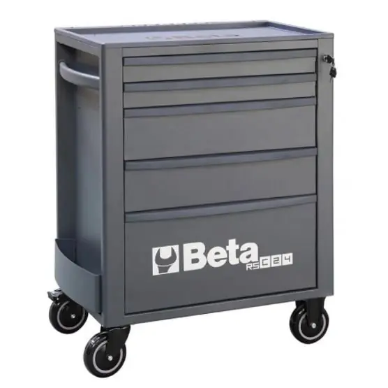Carrello portautensili Beta RSC24 grigio RAL7016 r r r La cassettiera portautensili Beta RSC24 è l‘evoluzione della storica cassettiera C24S, progettata per soddisfare le esigenze di ogni professionista. r La struttura robusta e i materiali impiegati garantiscono un‘elevata qualità e una lunga durata nel tempo. r Il design, ispirato al mondo Racing, conferisce alla cassettiera uno stile accattivante e inconfondibile. r r r
Modello 5 cassetti RCS24 /5 da 588x367 mm a estrazione totale, montati su guide telescopiche a sfera r r r 2 cassetti altezza 70 mm r 2 cassetti altezza 140 mm r 1 cassetto altezza 280 mm r r r
Modello 6 cassetti RCS24 /6 da 588x367 mm ad estrazione totale, montati su guide telescopiche a sfera r r r 4 cassetti altezza 70 mm r 1 cassetto altezza 140 mm r 1 cassetto altezza 280 mm r r r
Modello 7 cassetti RCS24 /7 da 588x367 mm a estrazione totale, montati su guide telescopiche a sfera r r r 5 cassetti altezza 70 mm r 1 cassetto altezza 140 mm r 1 cassetto altezza 210 mm r r r
Caratteristiche r r r Piano di lavoro rinforzato in ABS, solido e robusto r Piano di appoggio multifunzione con bordi anticaduta e 8 fori per l‘alloggiamento dei giravite r 4 ruote Ø 125 mm di cui 2 fisse e 2 girevoli (una con freno) r Serratura di sicurezza centralizzata frontale r Capacità di carico statico pari a 800 kg r Porta flaconi laterale integrato, applicabile su entrambi i lati r Piano dei cassetti protetto da tappetini di gomma espansa r Possibilità di inserire in ogni cassetto fino a 4 vassoi morbidi in EVA o termoformati rigidi in ABS r r
", "sku" "09766808_", "brand" { "@type" "Thing", "name" "BETA UTENSILI" }, "aggregateRating" { "@type" "AggregateRating", "ratingValue" "5.00", "reviewCount" "1" }, "offers" { "@type" "Offer", "priceCurrency" "EUR", "price" "609.00", "itemCondition" "http //schema.org/NewCondition", "availability" "http //schema.org/InStock", "url" "https //www.toolshopitalia.it/shop/carrello-portautensili-beta-rsc24-grigio-7016-5-cassetti", "seller" { "@type" "Organization", "name" "ToolShop Italia - Ferramenta Online" } }
} Merkproduct