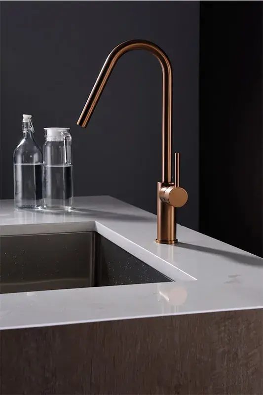 Op = Op Rubinetto cucina Kenia Oro rosa spazzolato Rif. GCE020 / ORC